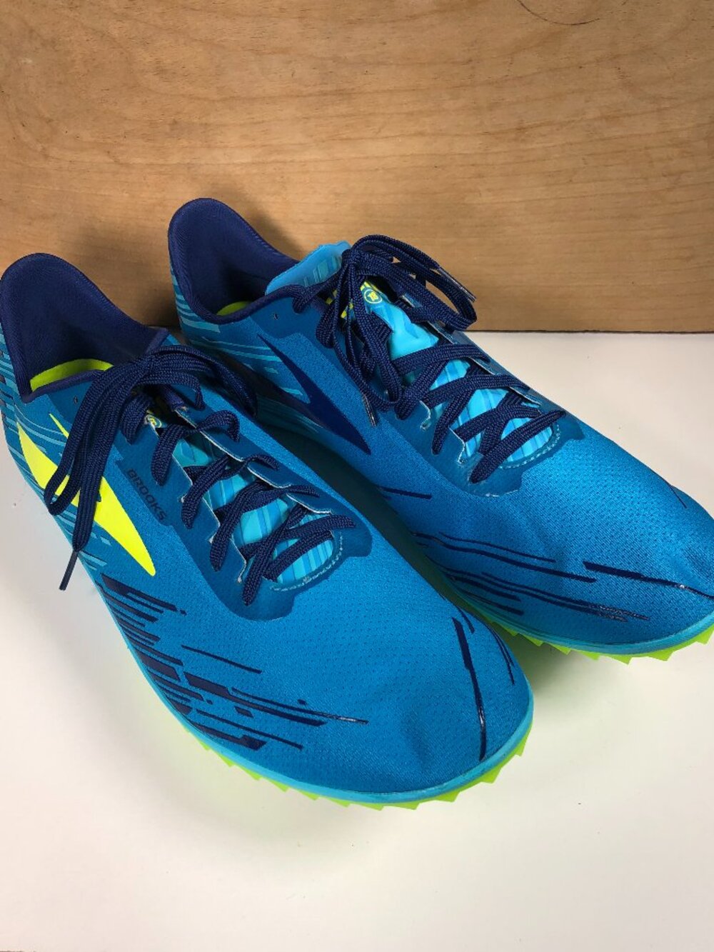 Brooks Mens Size 12.5 Carpe Runem Mach 18 Track Spikeless Shoes 1102381D453